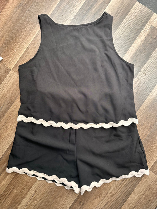 Black and White Short Set